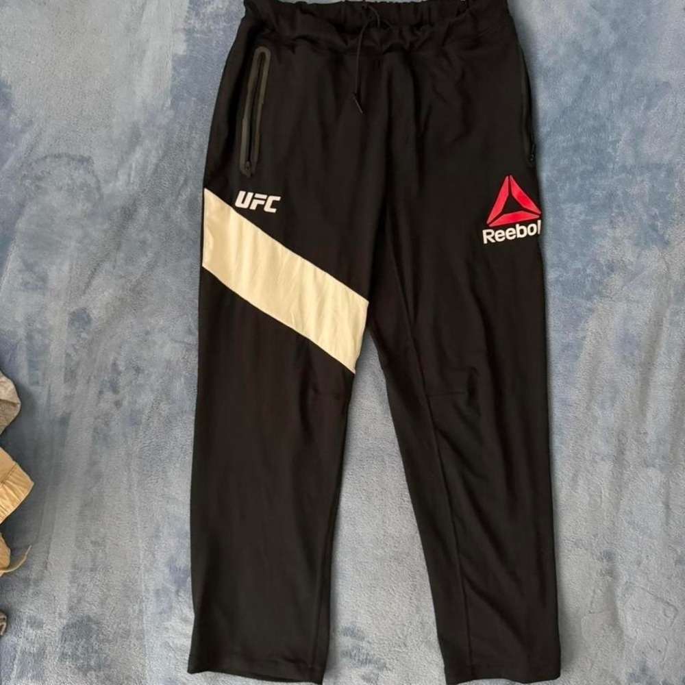 Reebok UFC black track pants Size L